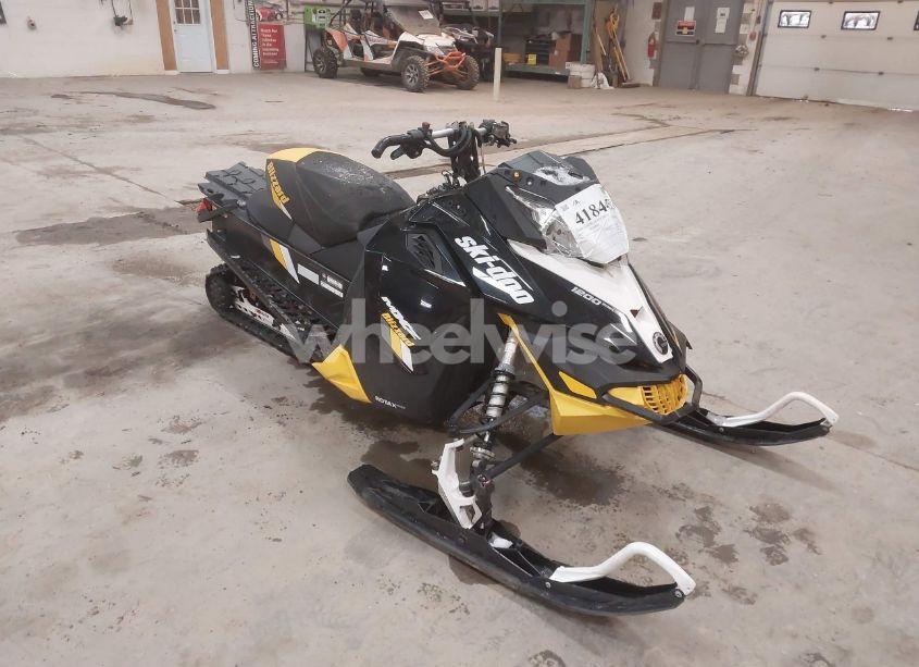 2016 Skidoo Blizzard N/A (VIN 2BPSNYGA8GV000147) main photo