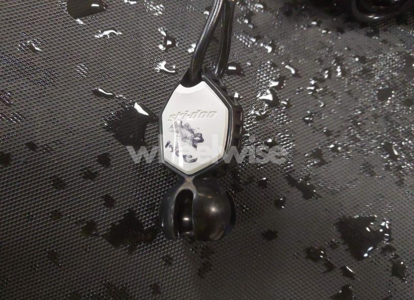 Photo 11 of 2016 Skidoo Blizzard N/A (VIN 2BPSNYGA8GV000147)