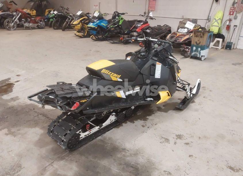 Photo 4 of 2016 Skidoo Blizzard N/A (VIN 2BPSNYGA8GV000147)