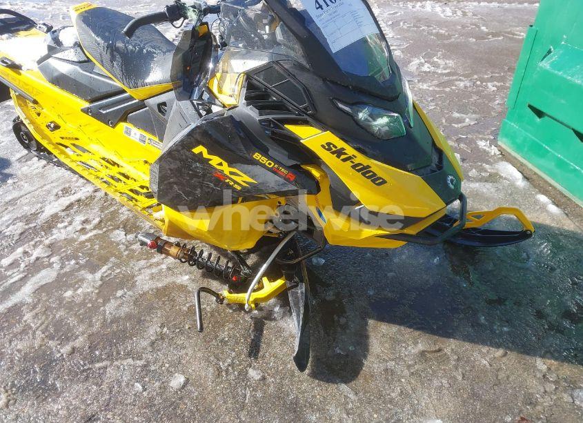 Photo 6 of 2024 Ski-doo Mxz N/A (VIN 2BPSUCRC5RV000663)