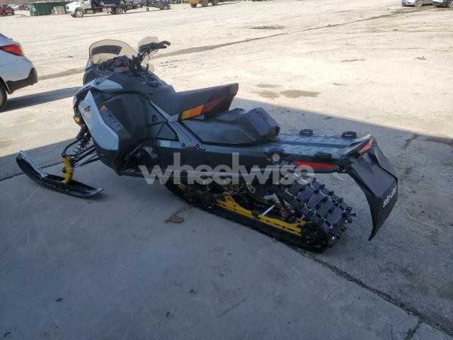 2023 SKIDOO MXZ ADRENA N/A (VIN 2BPSUDRD3RV000028) main photo