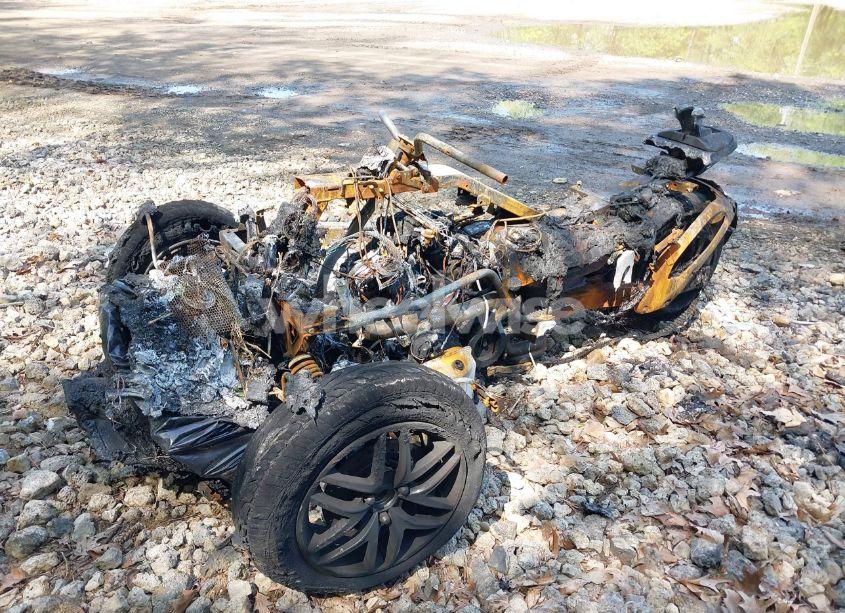 Photo 2 of 2011 Can-am Spyder ROADSTER RS (VIN 2BXJARA18BV000826)