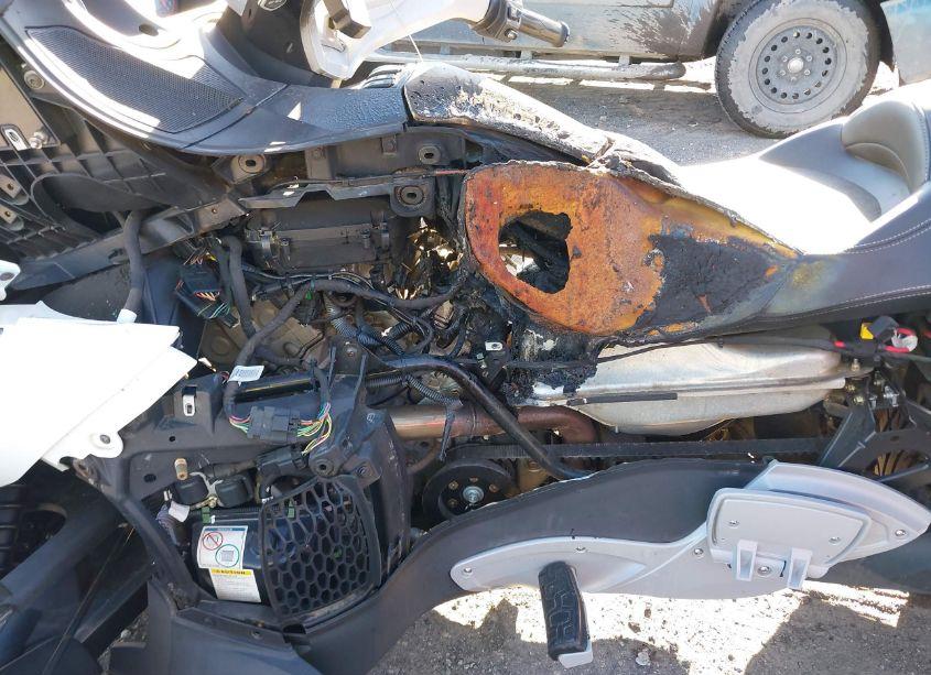 Photo 9 of 2012 Can-am Spyder ROADSTER RT-LTD (VIN 2BXJBDC17CV001819)