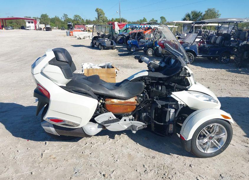 Photo 13 of 2011 Can-am Spyder ROADSTER RT-LTD (VIN 2BXJBDC18BV001438)