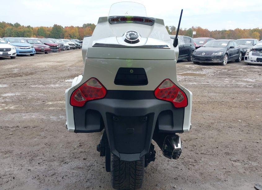 Photo 6 of 2013 Can-am Spyder ROADSTER RT/RTS/RT LIMITED (VIN 2BXNBBC14DV004684)