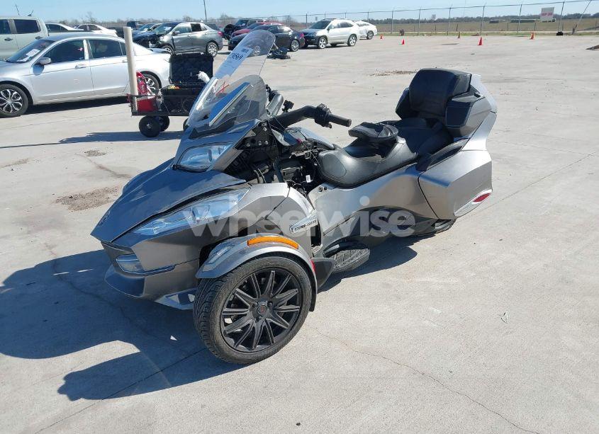 Photo 2 of 2013 Can-am Spyder ROADSTER RT/RTS/RT LIMITED (VIN 2BXNBBC15DV002555)
