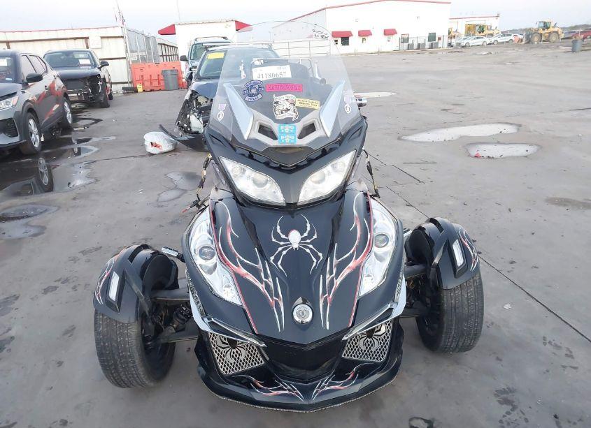 Photo 5 of 2015 Can-am Spyder ROADSTER RT/RT-S/S SERIES/LTD (VIN 2BXNBDD22FV003751)