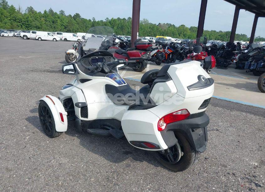 Photo 3 of 2018 Can-am Spyder ROADSTER RT/RT LIMITED/RT LIMITED 10TH ANNIVERSARY (VIN 2BXNBDD25JV004207)