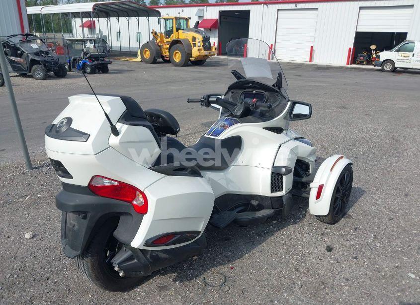 Photo 4 of 2018 Can-am Spyder ROADSTER RT/RT LIMITED/RT LIMITED 10TH ANNIVERSARY (VIN 2BXNBDD25JV004207)