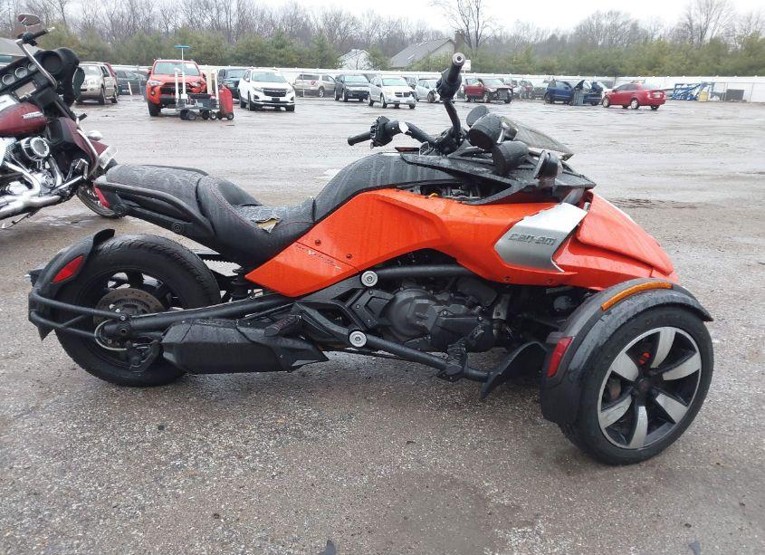Photo 12 of 2015 Can-am Spyder ROADSTER F3/F3-S (VIN 2BXRDDD29FV000938)