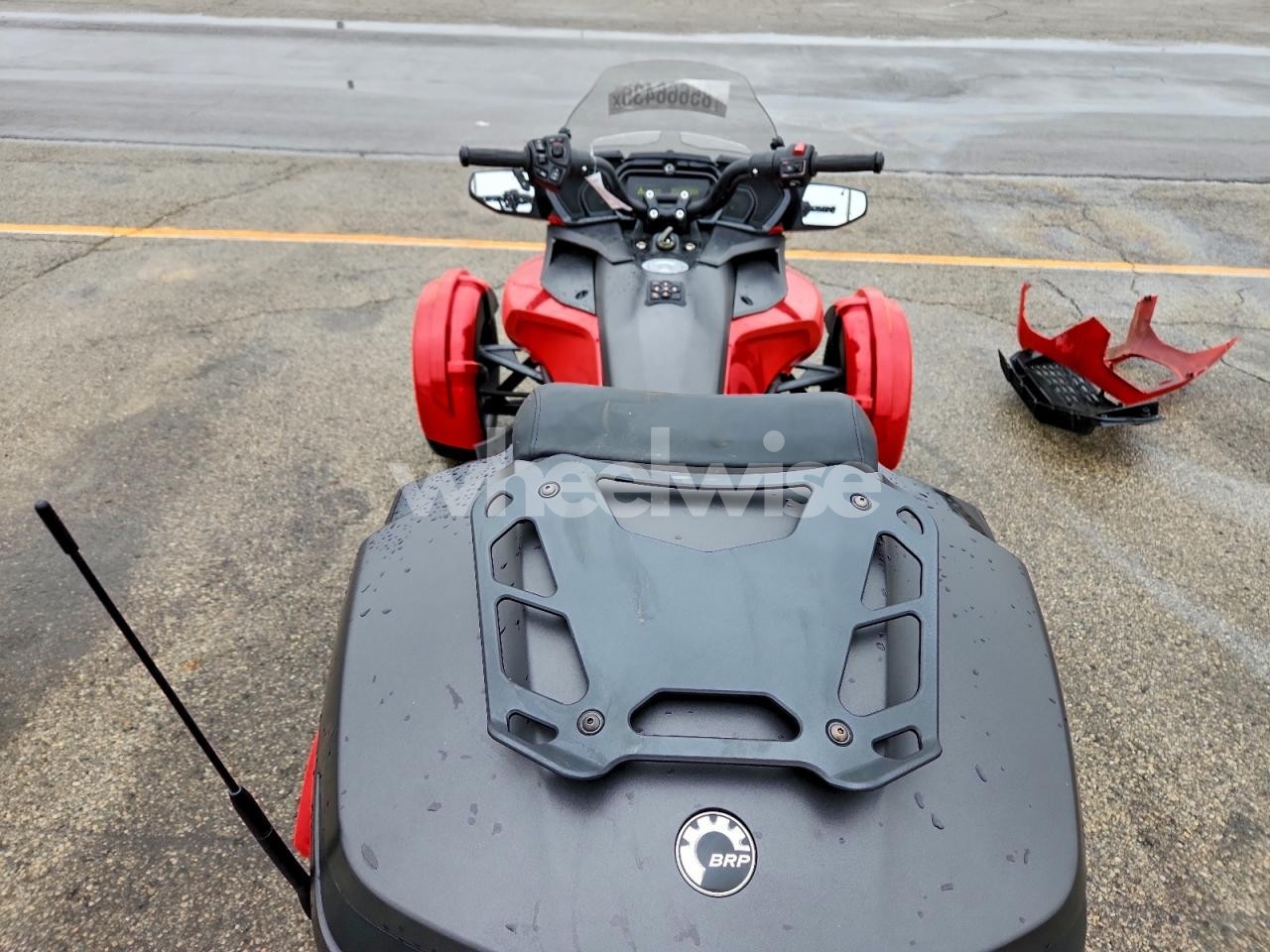 Photo 6 of 2022 CAN-AM SPYDER ROADSTER F3-T (VIN 2BXREDD26NV002237)