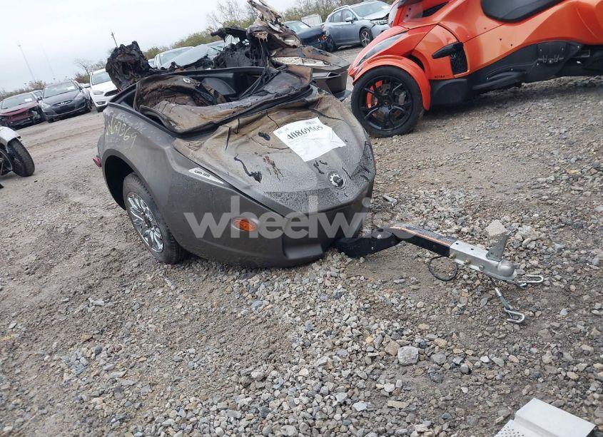 2014 Can Am T1 EB (VIN 2BZRAEA15EV000015) main photo