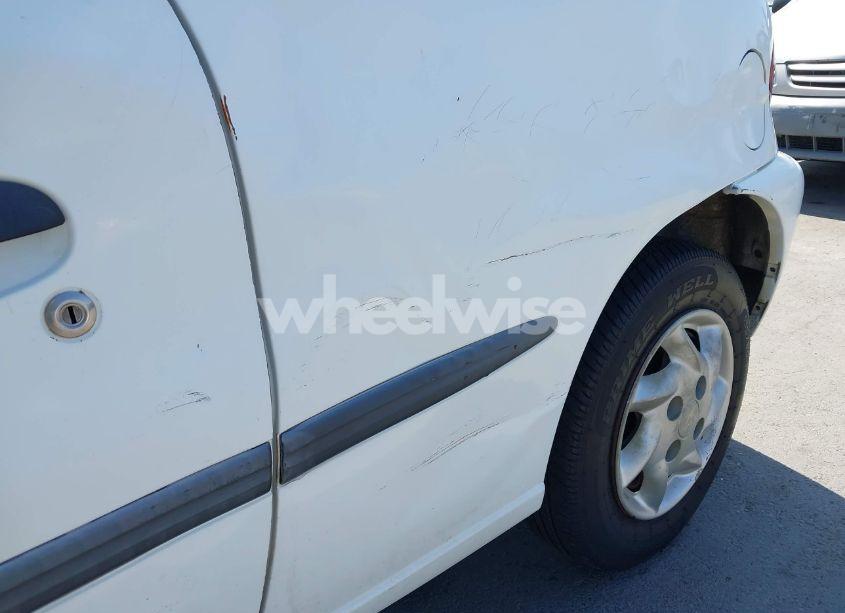 Photo 6 of 1999 Chevrolet Metro LSI (VIN 2C1MR2225X6709166)