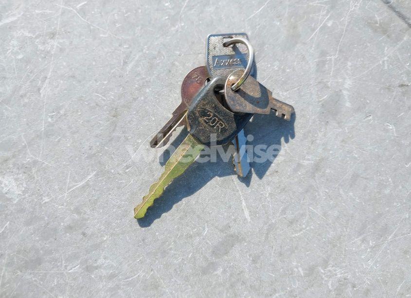 Photo 11 of 1996 Geo Metro LSI (VIN 2C1MR2298T6765559)