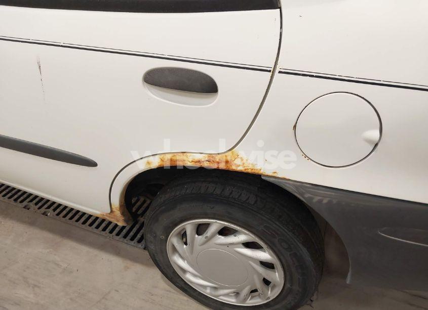 Photo 12 of 1996 Geo Metro LSI (VIN 2C1MR529XT6777469)