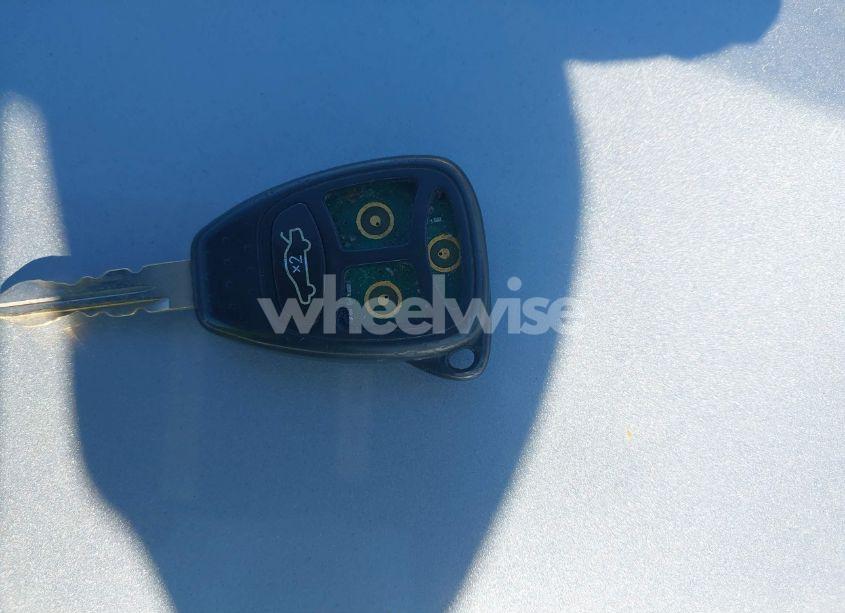 Photo 11 of 2005 Chrysler 300 TOURING (VIN 2C3AA53G65H176016)