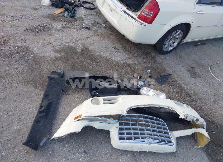 Photo 12 of 2005 Chrysler 300c (VIN 2C3AA63H15H132651)