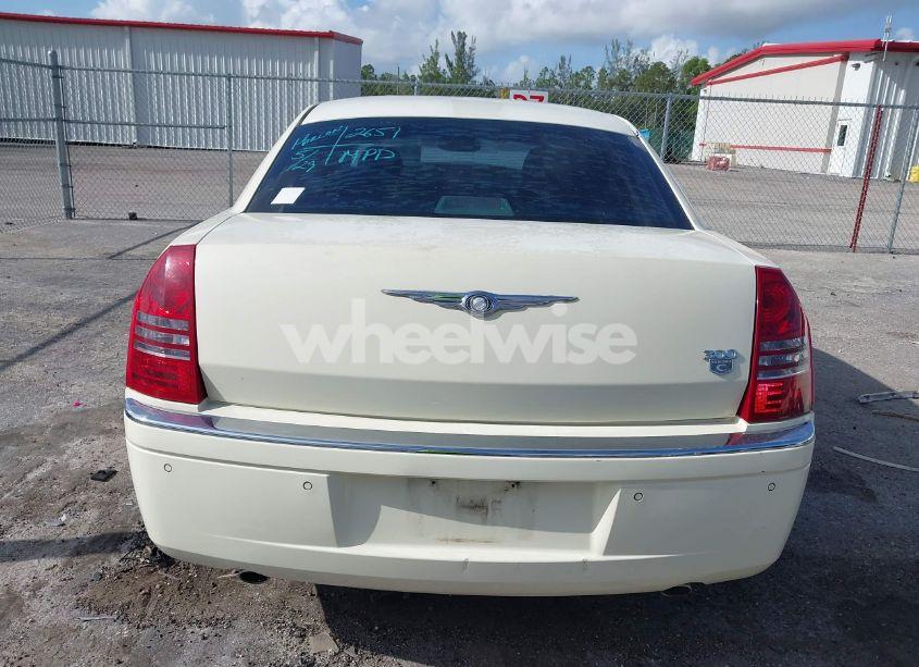 Photo 17 of 2005 Chrysler 300c (VIN 2C3AA63H15H132651)