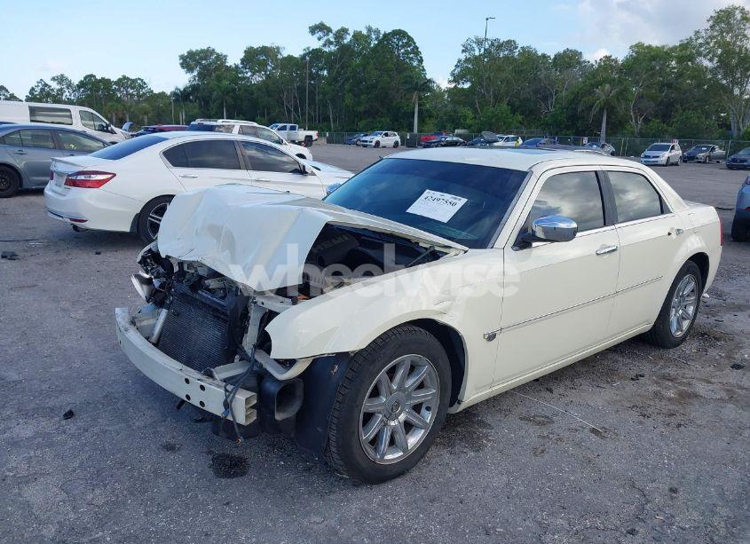 Photo 6 of 2005 Chrysler 300c (VIN 2C3AA63H15H132651)