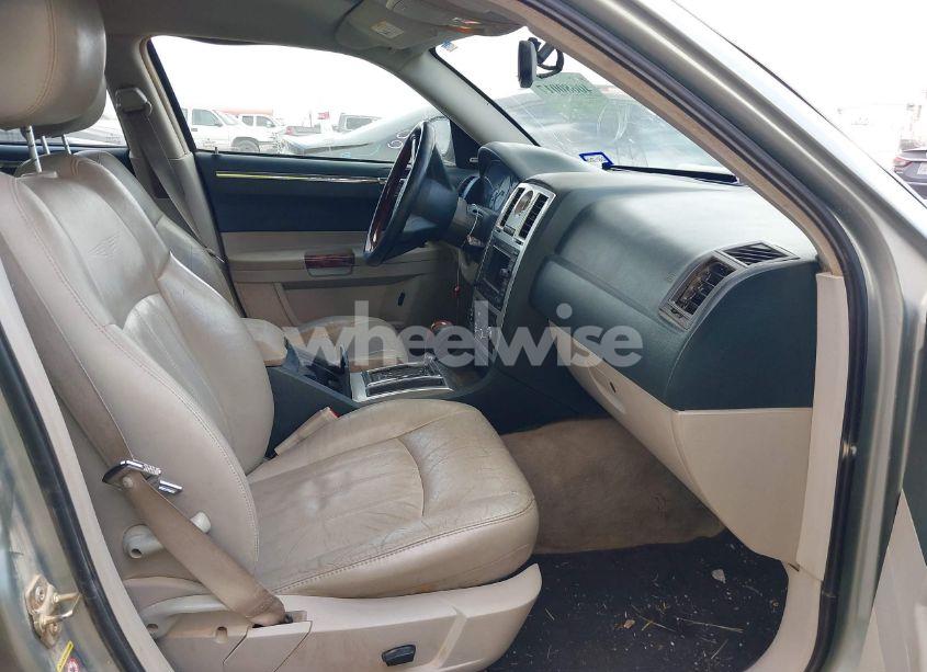 Photo 5 of 2005 Chrysler 300c (VIN 2C3AA63H25H523422)