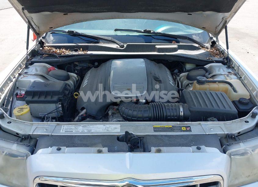 Photo 10 of 2005 Chrysler 300c (VIN 2C3AA63H35H560253)