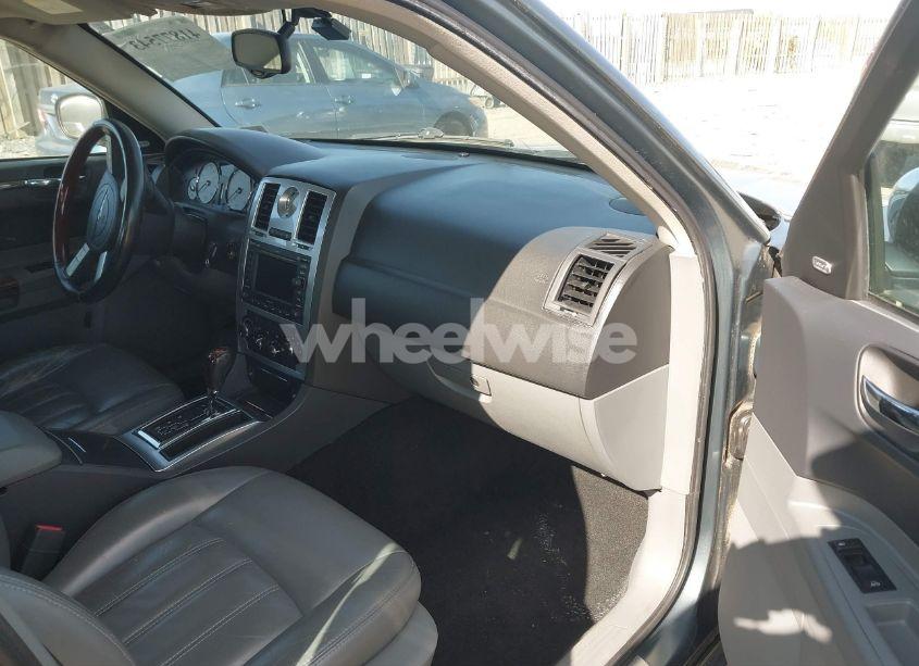 Photo 5 of 2005 Chrysler 300c (VIN 2C3AA63H45H502345)