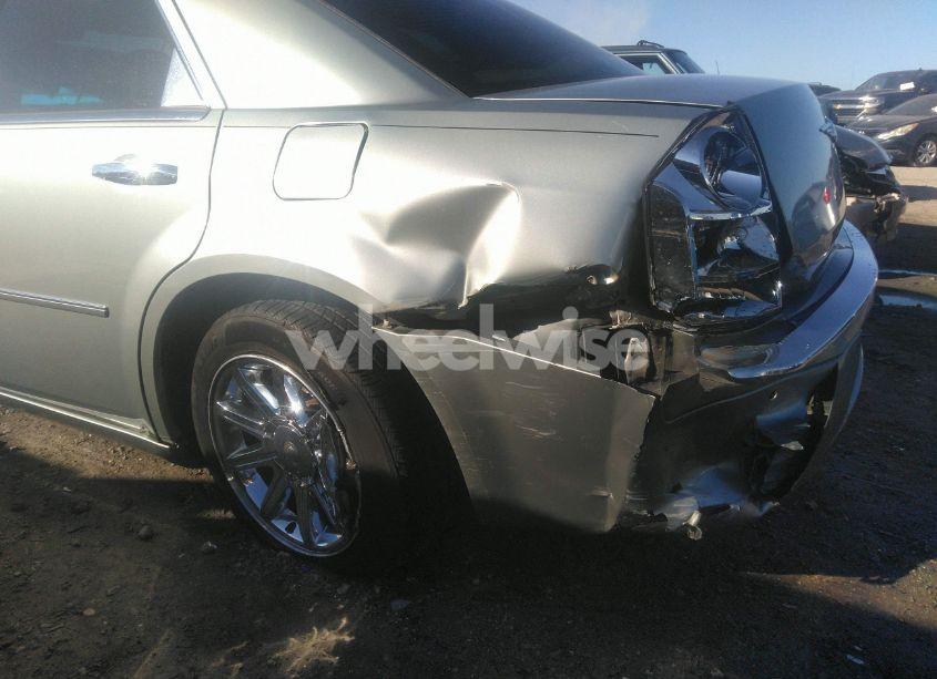 Photo 6 of 2005 Chrysler 300c (VIN 2C3AA63H45H572945)