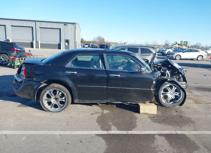 Photo 12 of 2005 Chrysler 300c (VIN 2C3AA63H55H562991)