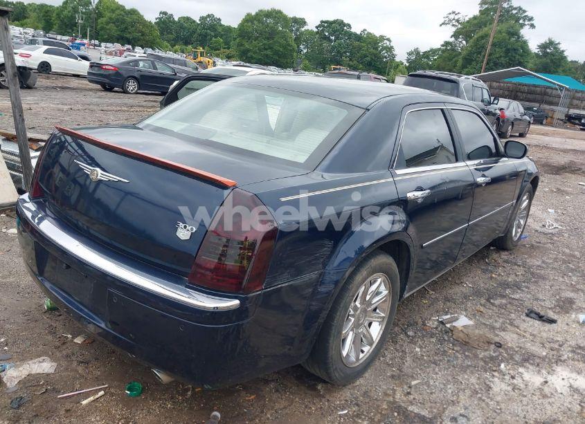 Photo 4 of 2005 Chrysler 300c (VIN 2C3AA63H75H520578)