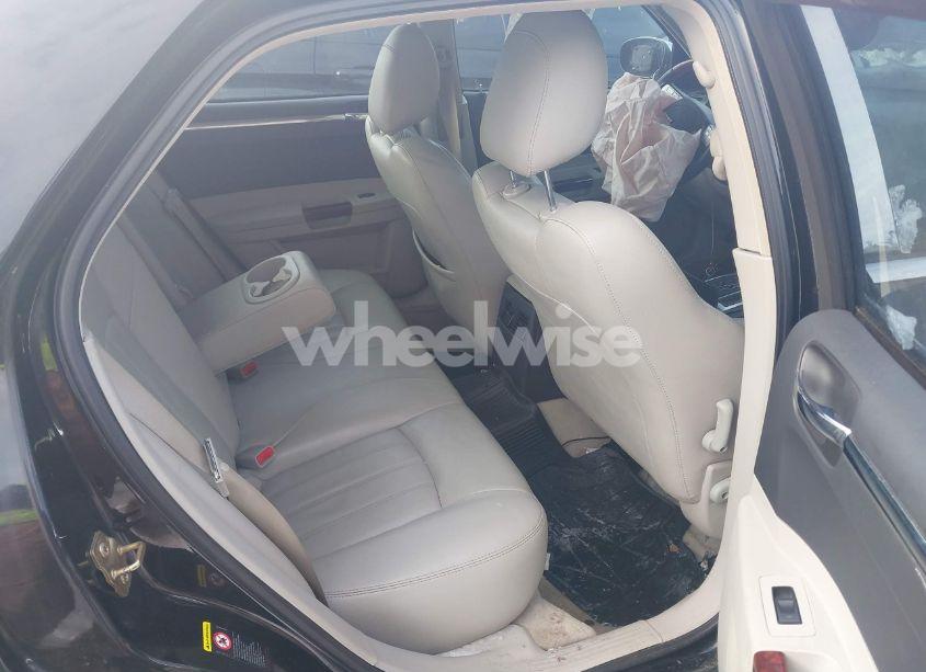 Photo 8 of 2005 Chrysler 300c (VIN 2C3AA63H85H152749)