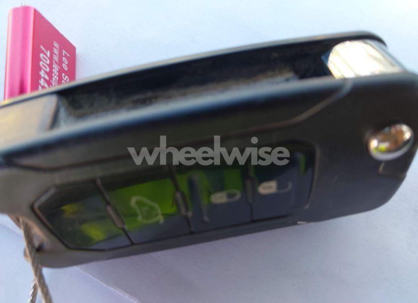 Photo 11 of 2005 Chrysler 300c (VIN 2C3AA63H95H115984)