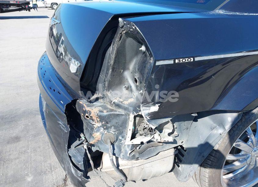 Photo 6 of 2005 Chrysler 300c (VIN 2C3AA63H95H115984)