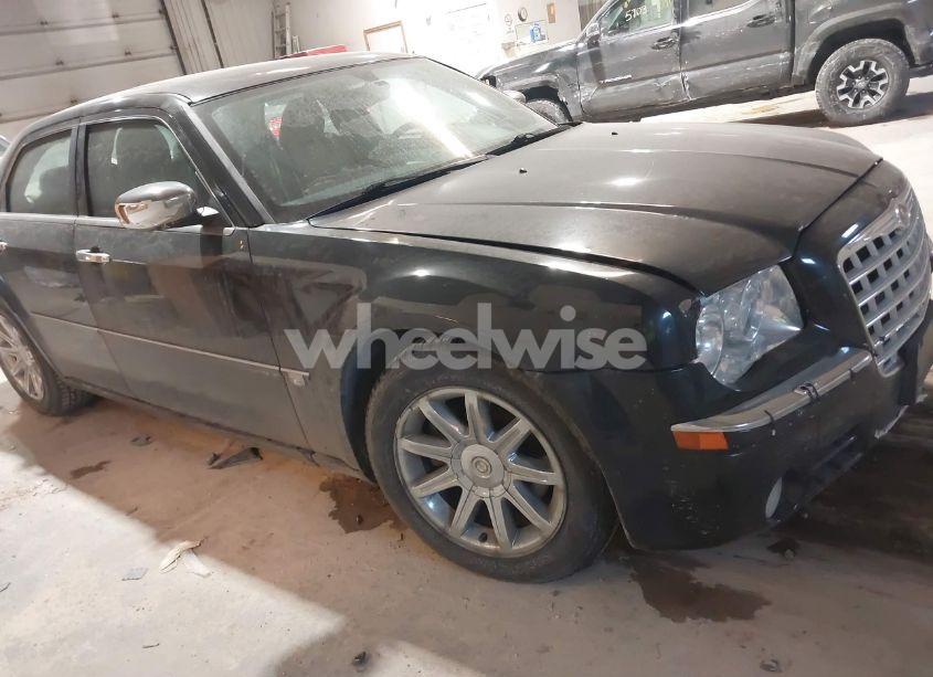 Photo 12 of 2005 Chrysler 300c (VIN 2C3AA63H95H657425)