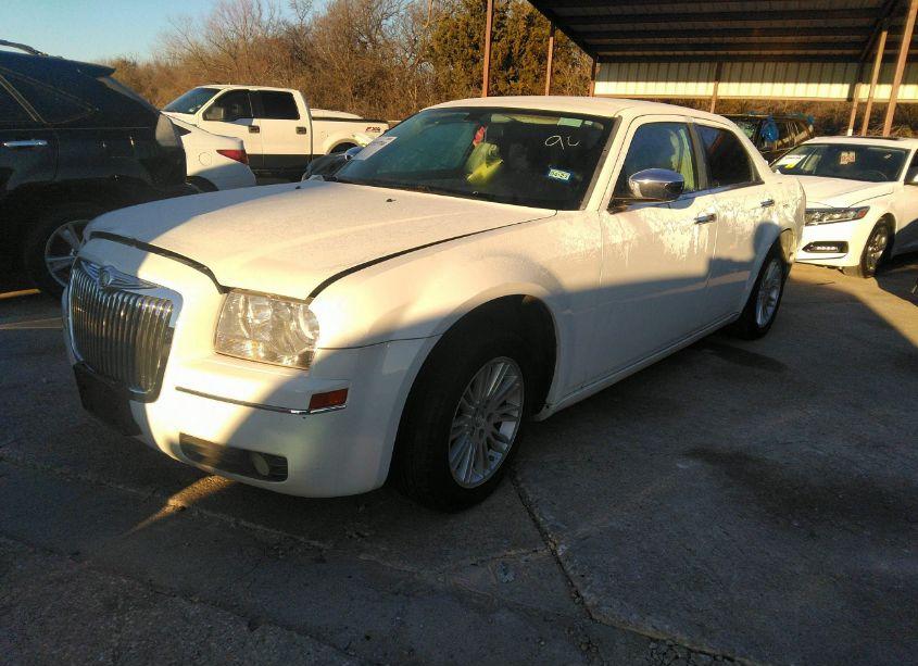 Photo 2 of 2010 Chrysler 300 TOURING (VIN 2C3CA4CD4AH198986)