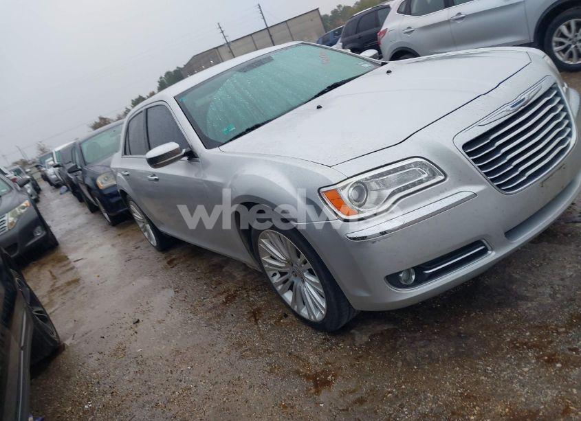 2011 Chrysler 300 LIMITED (VIN 2C3CA5CG2BH614535) main photo
