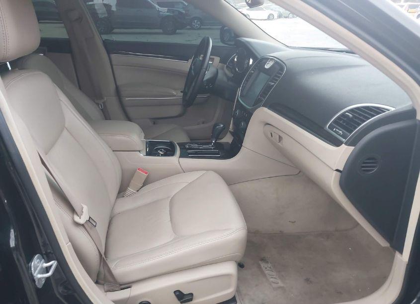 Photo 5 of 2011 Chrysler 300 LIMITED (VIN 2C3CA5CG5BH527311)