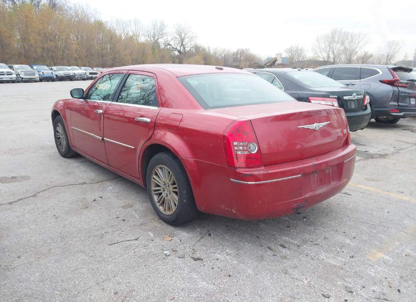 Photo 3 of 2010 Chrysler 300 TOURING/SIGNATURE SERIES/EXECUTIVE SERIES (VIN 2C3CA5CV0AH167443)