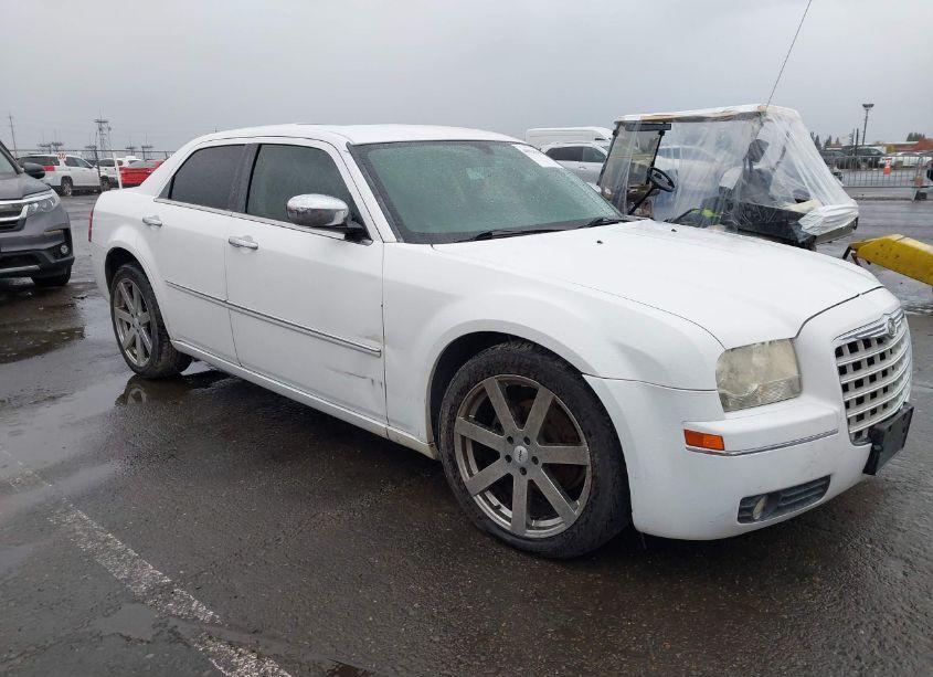 2010 Chrysler 300 TOURING/SIGNATURE SERIES/EXECUTIVE SERIES (VIN 2C3CA5CV3AH284210) main photo