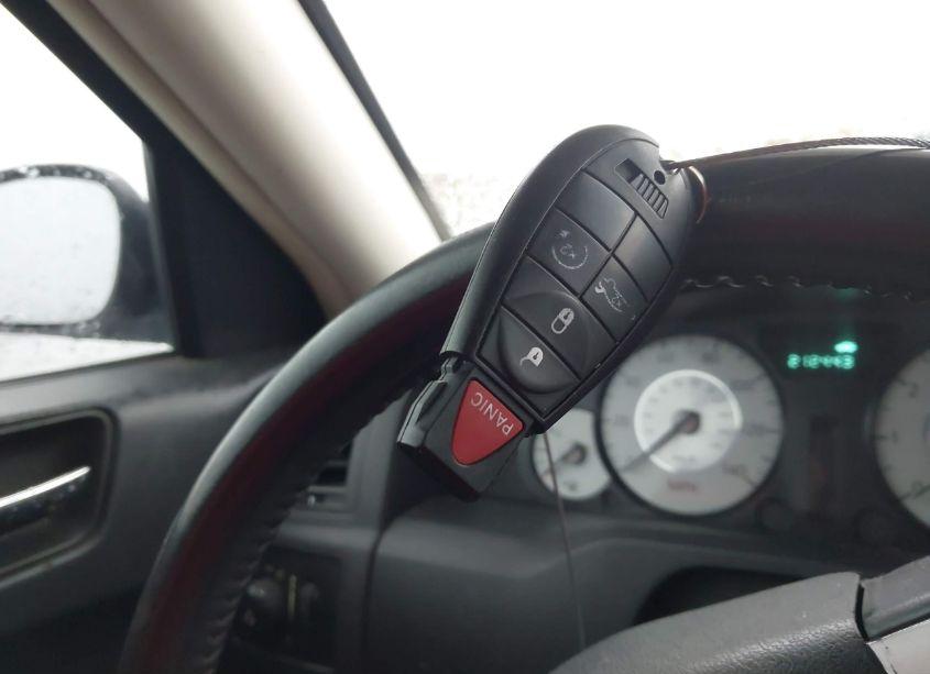 Photo 11 of 2010 Chrysler 300 TOURING/SIGNATURE SERIES/EXECUTIVE SERIES (VIN 2C3CA5CV3AH284210)