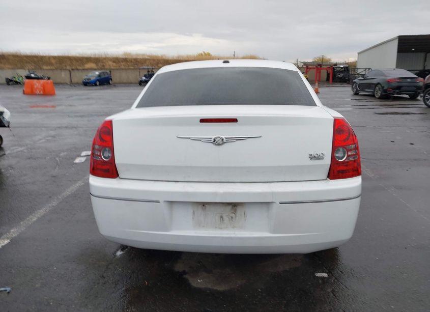 Photo 16 of 2010 Chrysler 300 TOURING/SIGNATURE SERIES/EXECUTIVE SERIES (VIN 2C3CA5CV3AH284210)