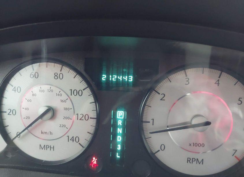 Photo 7 of 2010 Chrysler 300 TOURING/SIGNATURE SERIES/EXECUTIVE SERIES (VIN 2C3CA5CV3AH284210)