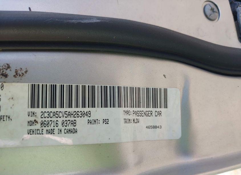 Photo 9 of 2010 Chrysler 300 TOURING/SIGNATURE SERIES/EXECUTIVE SERIES (VIN 2C3CA5CV5AH263049)