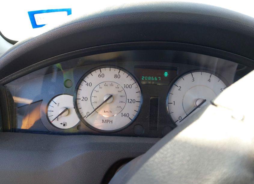 Photo 7 of 2010 Chrysler 300 TOURING/SIGNATURE SERIES/EXECUTIVE SERIES (VIN 2C3CA5CV6AH221036)