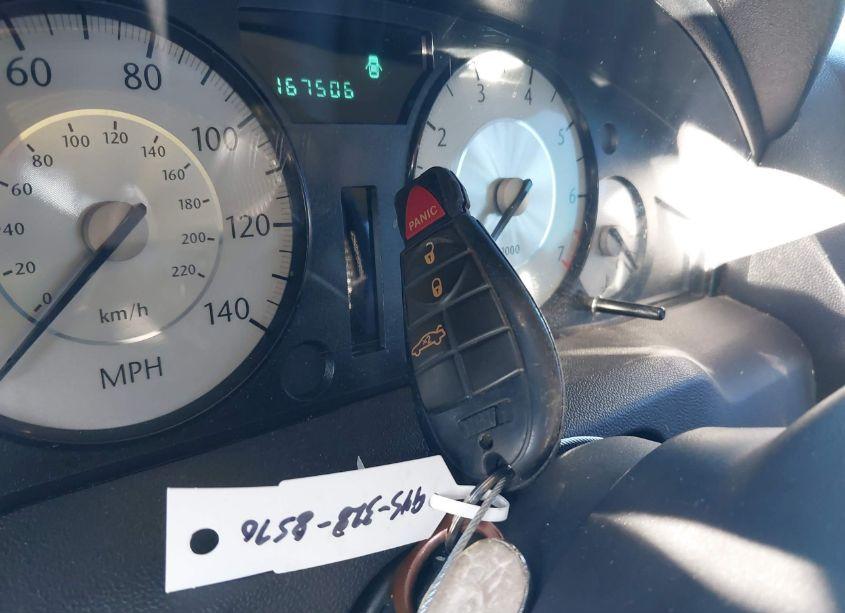 Photo 11 of 2010 Chrysler 300 TOURING/SIGNATURE SERIES/EXECUTIVE SERIES (VIN 2C3CA5CV8AH139941)