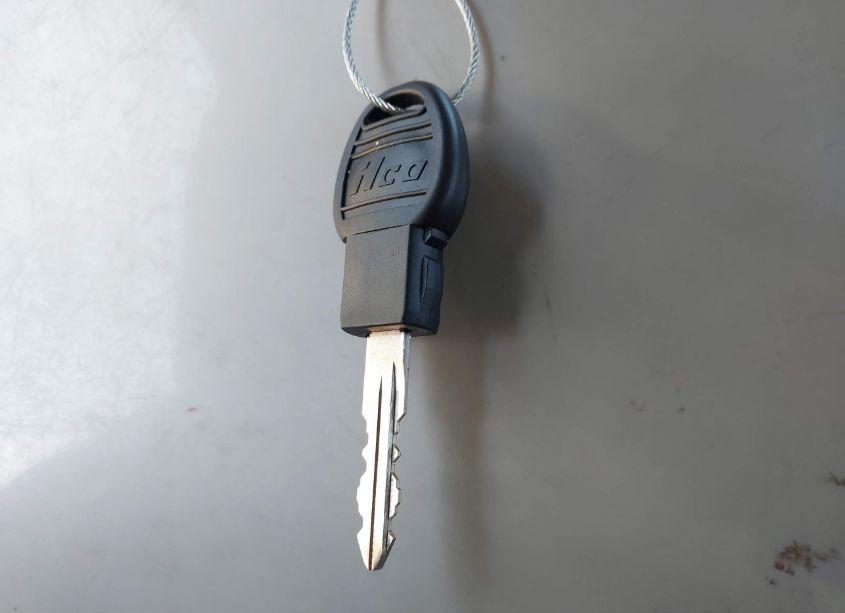 Photo 11 of 2010 Chrysler 300 TOURING/SIGNATURE SERIES/EXECUTIVE SERIES (VIN 2C3CA5CVXAH232248)