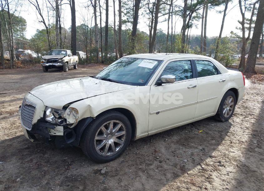 Photo 2 of 2010 Chrysler 300c HEMI (VIN 2C3CA6CT0AH266381)