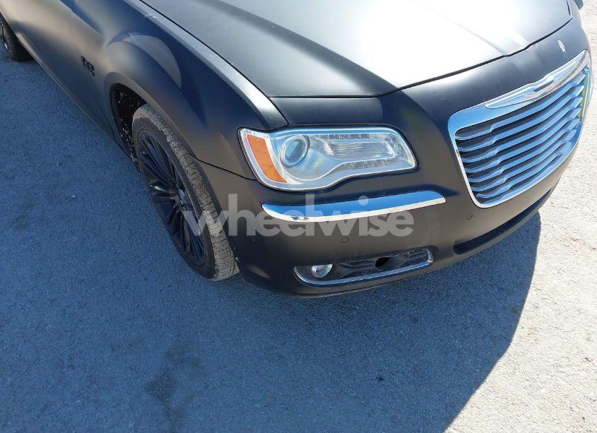 Photo 6 of 2011 Chrysler 300c N/A (VIN 2C3CA6CT0BH563149)