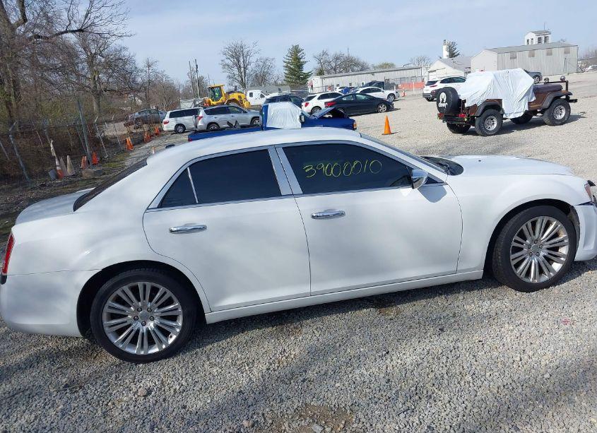Photo 13 of 2011 Chrysler 300c N/A (VIN 2C3CA6CT4BH564093)
