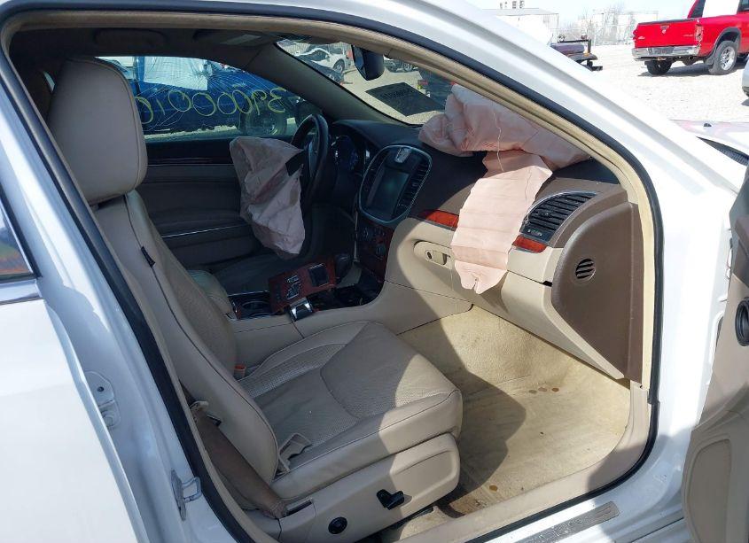 Photo 5 of 2011 Chrysler 300c N/A (VIN 2C3CA6CT4BH564093)