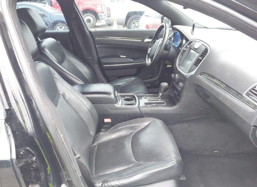 Photo 5 of 2011 Chrysler 300c N/A (VIN 2C3CA6CT6BH595913)